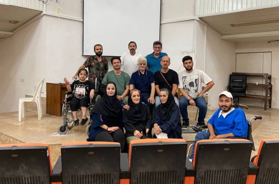 یادداشت “علیرضا روح نواز” پیشکسوت و منتقد تئاتر گیلان برای نمایش “پیتزا مخصوص”