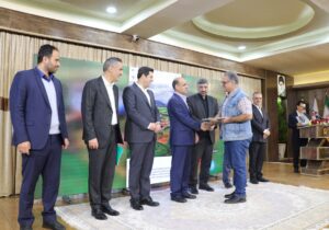 مدیریت شهری لاهیجان با حضور استاندار گیلان از مهرداد گرامی تجلیل کرد