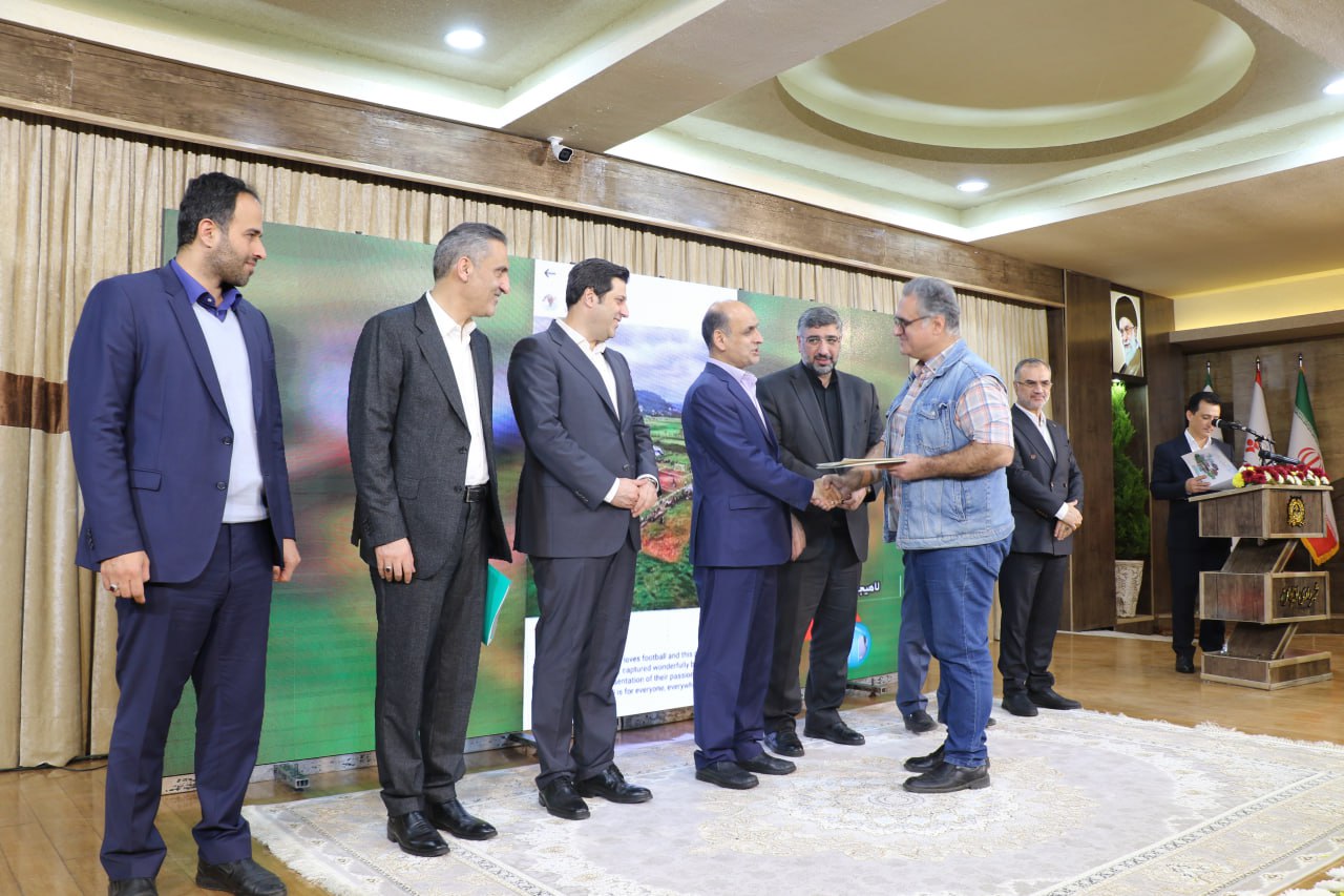 مدیریت شهری لاهیجان با حضور استاندار گیلان از مهرداد گرامی تجلیل کرد