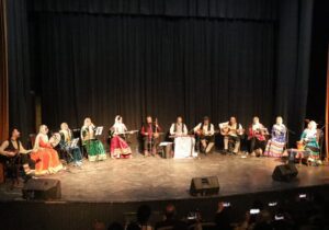 گزارش تصویری کنسرت بزرگ “گروه موسیقی آوای مهر گیلان” در لنگرود