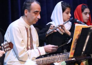 کنسرت بزرگ هنرجویان آموزشگاه موسیقی آوای مهر در سیاهکل برگزار شد 