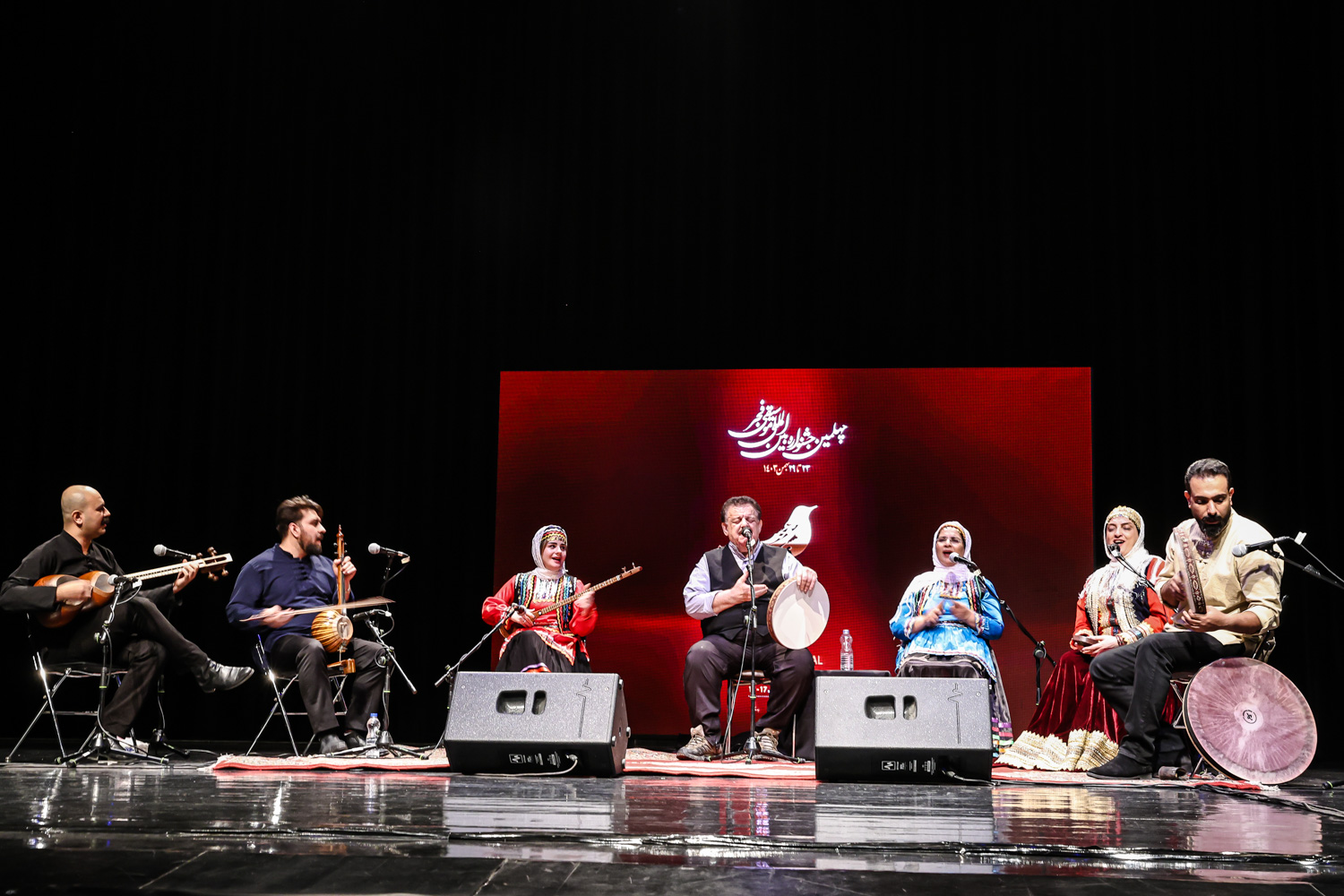 اجرای گروه “گیل و آمارد” به سرپرستی و خوانندگی “استاد ناصر وحدتی” در چهلمین جشنوار موسیقی فجر 