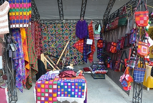 برپایی نمایشگاه صنایع‌دستی در رشت