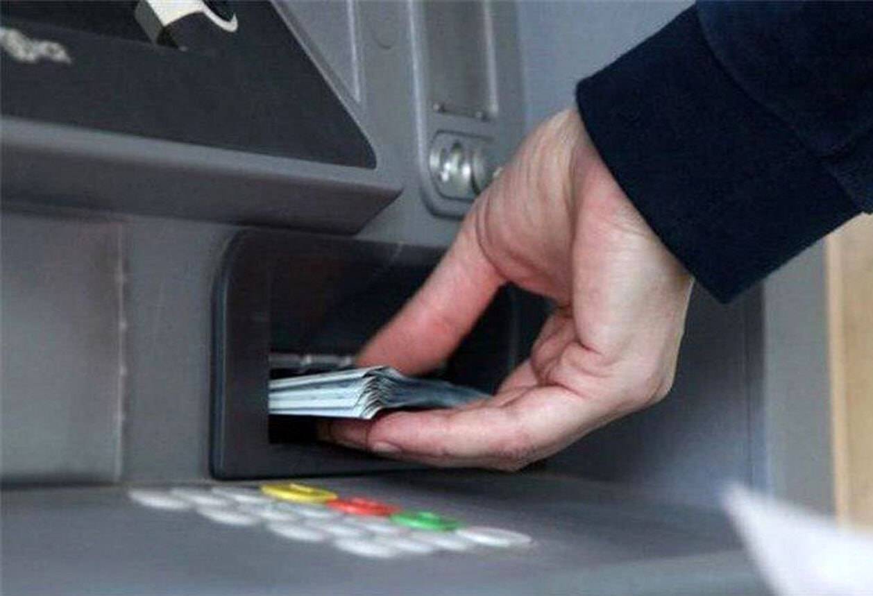 سقف برداشت از خودپرداز ۳۰۰ هزار تومان شد
