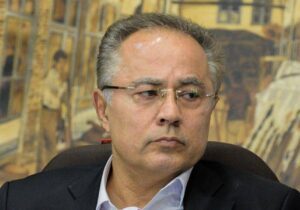 رئیس‌جمهور، معاون امور مجلس خود را برکنار کرد