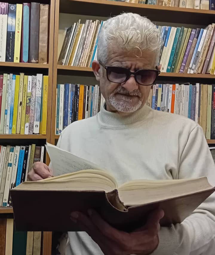 نگاه و نظری موجز به متن واجرای سگ لرزه 