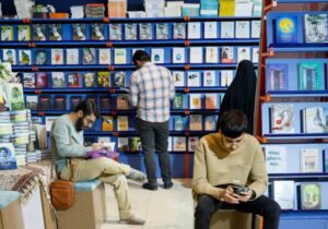 فروش ۵۲۴ میلیارد تومانی نمایشگاه کتاب در دو بخش مجازی و حضوری