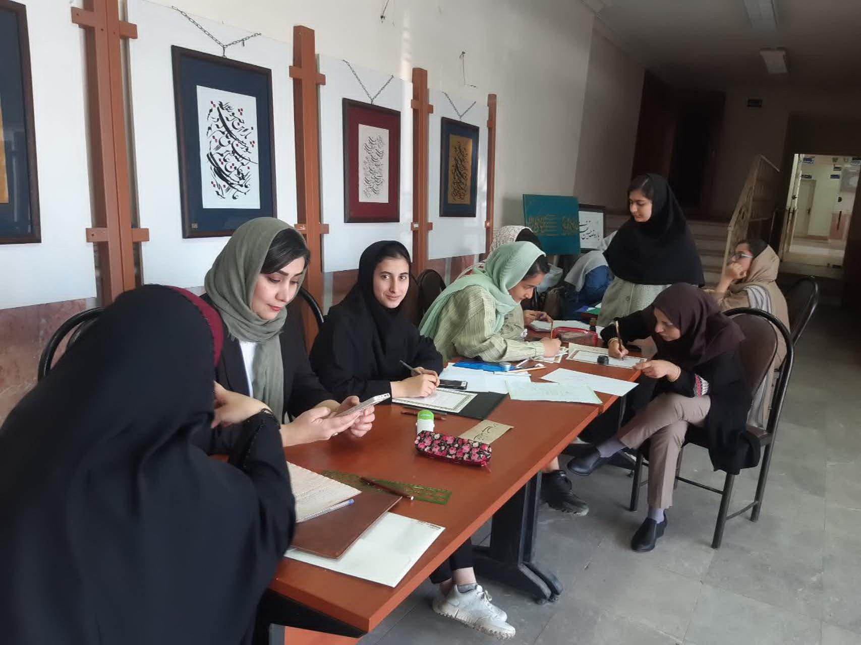 برگزاری نمایشگاه و کارگاه آموزشی “مشق غدیر” در سیاهکل