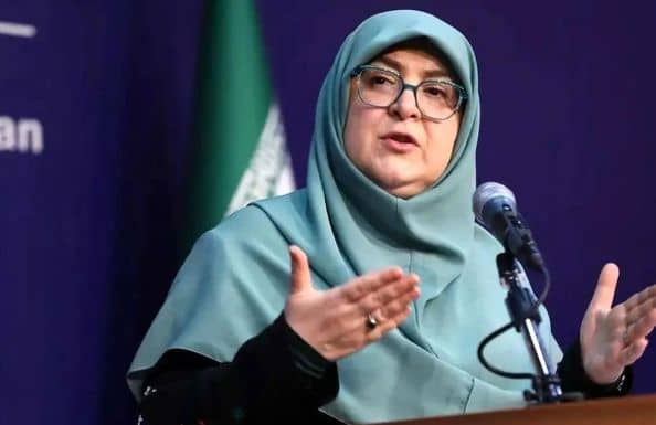 سخنگوی دولت درباره اینترنت طبقاتی: نگاه دولت بر اینترنت آزاد است اما در شرایط بحران باید به کسانی که نیاز ویژه دارند، امکانات ویژه داد