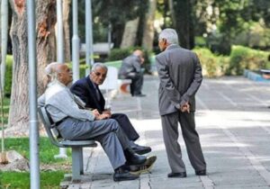 معاون بیمه‌ای سازمان تأمین اجتماعی تاکید کرد:  سن بازنشستگی افزایش نیافته است