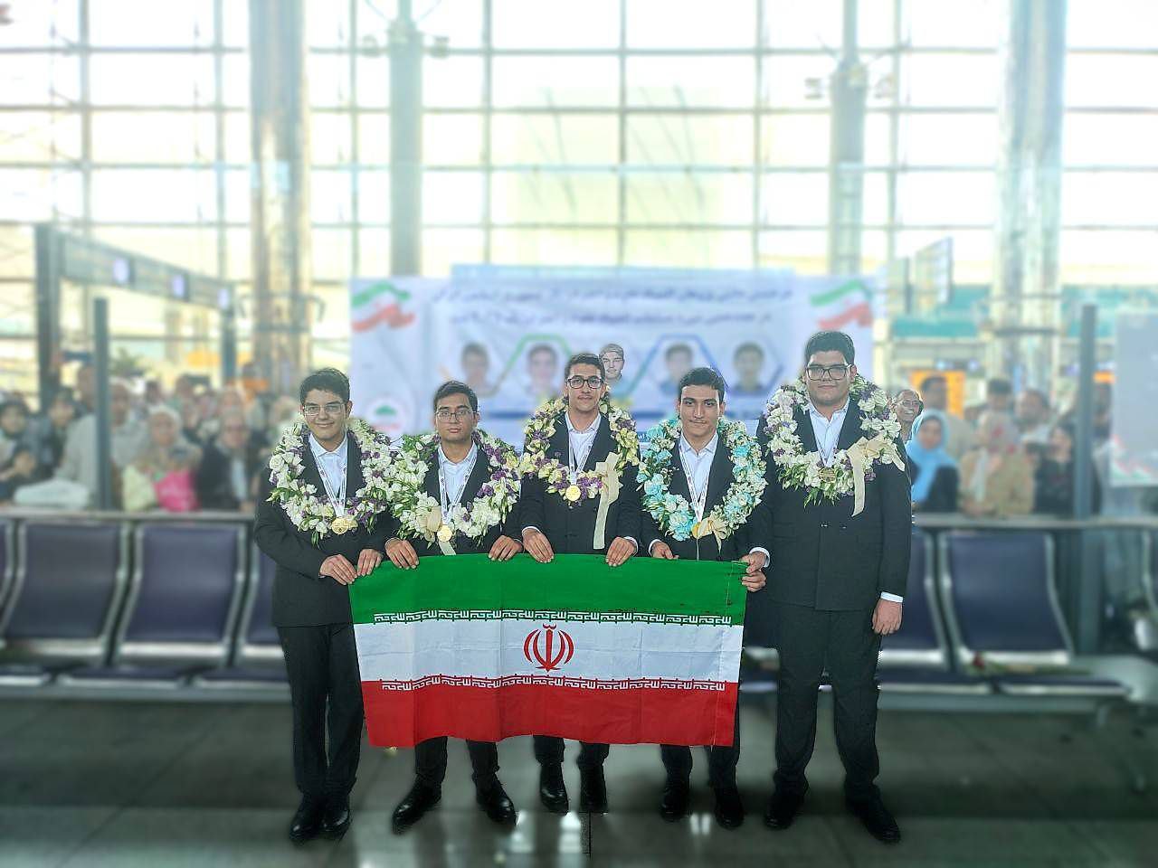 بازگشت منجمان نوجوان از المپیاد جهانی 