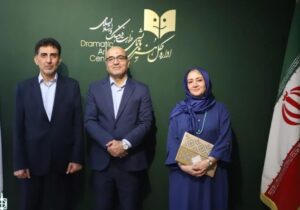 دبیر سی‌امین جشنواره بین‌المللی تئاتر کودک و نوجوان همدان معرفی شد