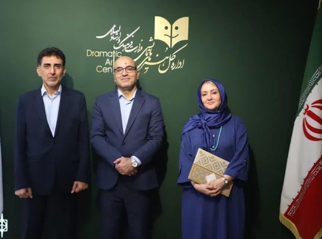 دبیر سی‌امین جشنواره بین‌المللی تئاتر کودک و نوجوان همدان معرفی شد