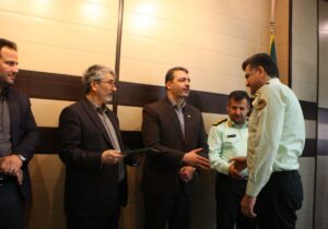 تجلیل اصناف و بازاریان لاهیجان از سبزپوشان نیروی انتظامی