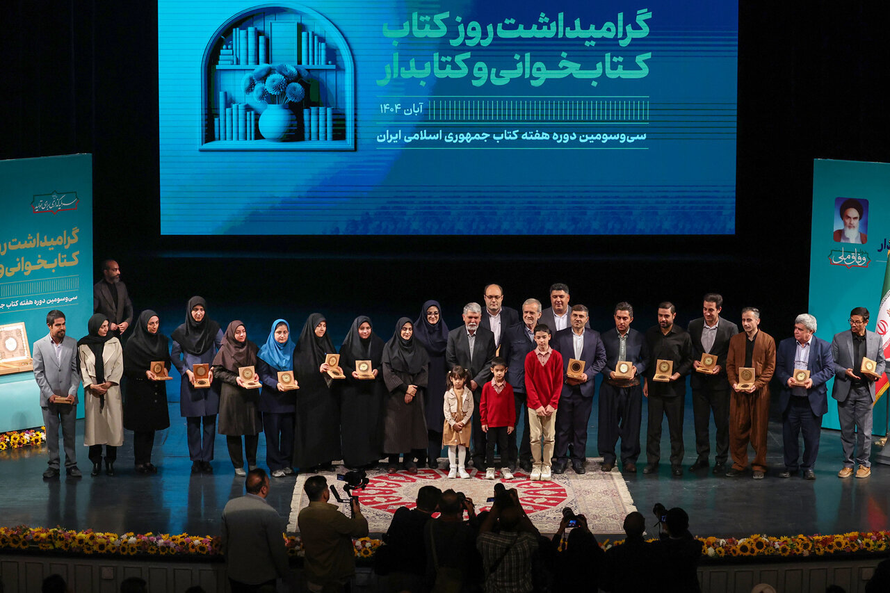 قدردانی بنیاد ملی خانواده از رویکرد خانواده‌محور نهاد در جایزه ملی «هم‌خوان»