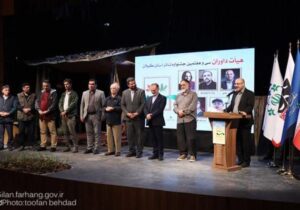 از فهرست بلند بالای برگزیدگان و تقسیم جوایز تا عدم توجه به رسانه های فعال