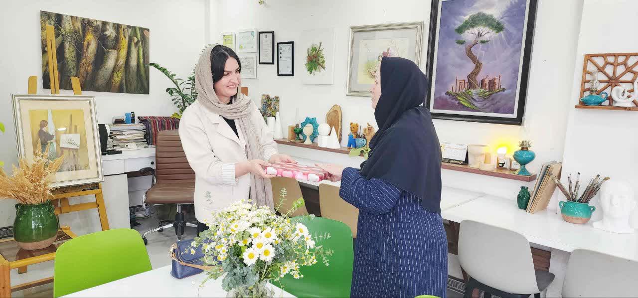 بازدید نگار نادری از نخستین آموزشگاه تجسمی چاف با عنوان « باغ هنر »