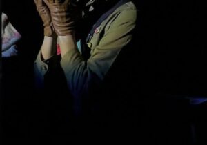 گزارش تصویری اجرای نمایش «آشقتگی» در تماشاخانه نارون رشت