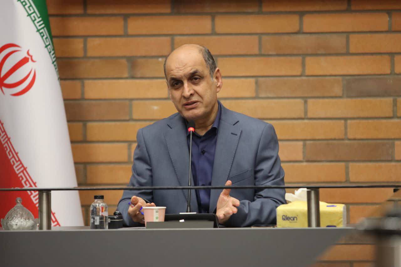 استاندار گیلان: مشکل تسهیلات بانکی بازاریان رشت رفع می‌شود