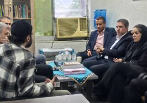 تأکید بر تقویت زیرساخت‌های آموزشی و توسعه تولید در بازدید مدیران انجمن سینمای جوانان از دفتر لاهیجان