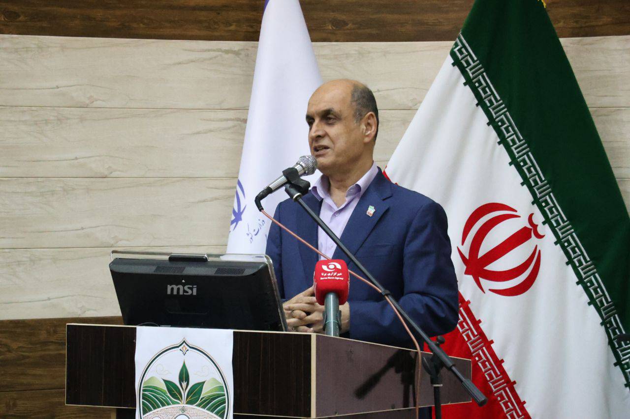 برگزاری آیین اختتامیه «روز لاهیجان» با حضور استاندار گیلان 