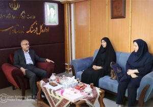 «حدیث دادرس» به عنوان مدیر جدید هنرستان دخترانه هنرهای زیبای زینبیه رشت معرفی شد